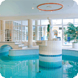 Schwimmbad des Wellnesshotels Hohwacht